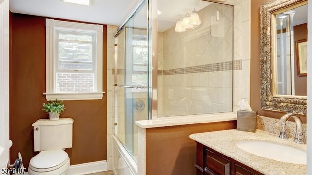 35 Woodledge Rd, Watchung Boro, NJ 07069