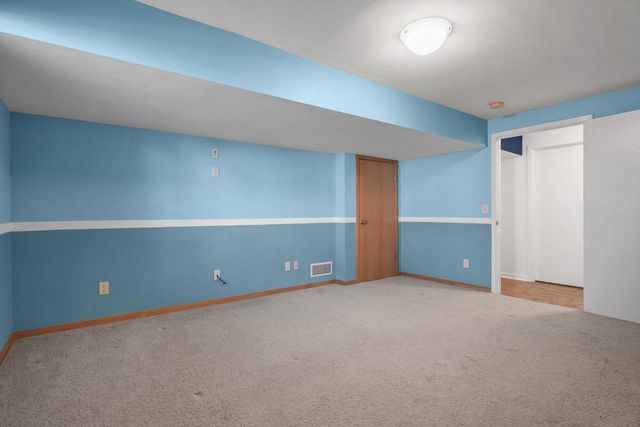 5734 Rosslare Lane, Fitchburg, WI 53711