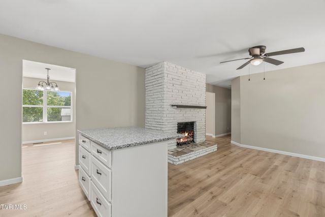 210 Lynn Avenue, Greeneville, TN 37743