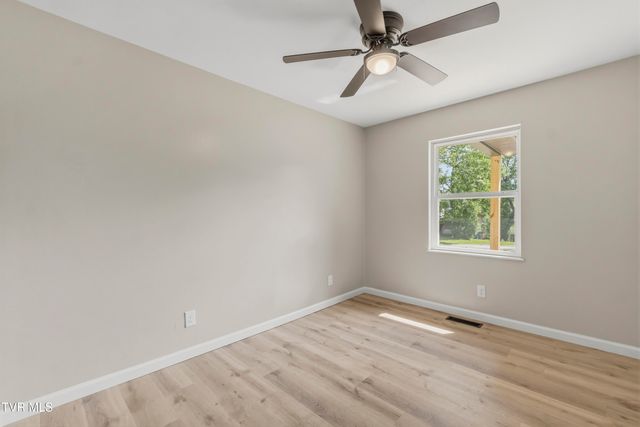 210 Lynn Avenue, Greeneville, TN 37743