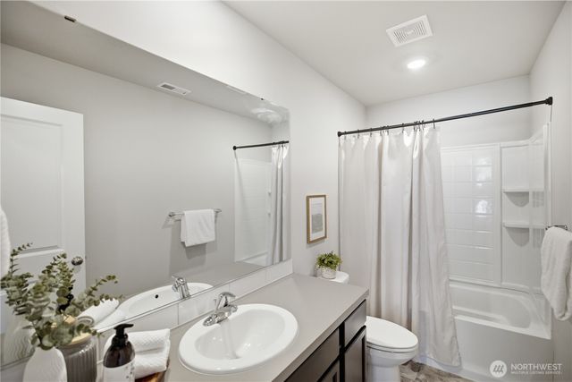 11032 188th Street E, Puyallup, WA 98374