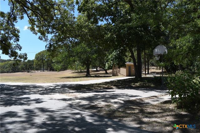 135 Agarita Drive, Spring Branch, TX 78070