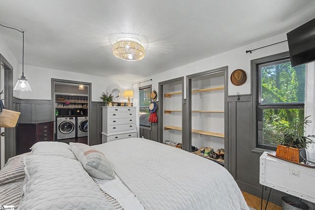 210 Fairway Forest Vw, Fountain Inn, SC 29644