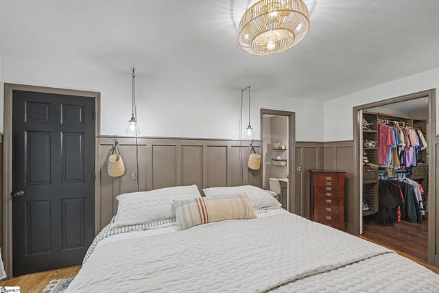 210 Fairway Forest Vw, Fountain Inn, SC 29644