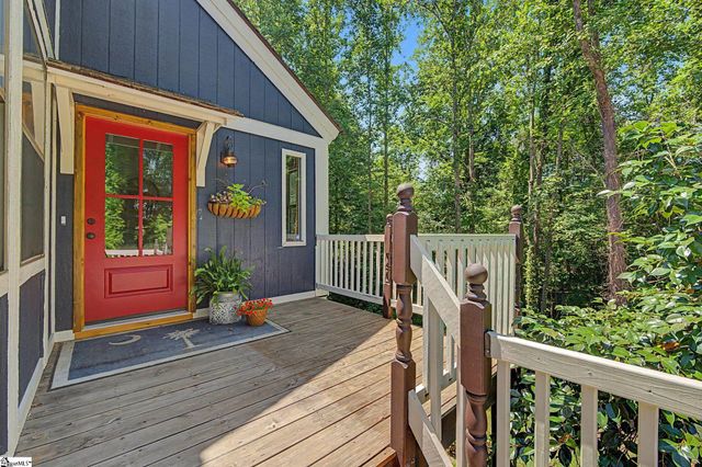 210 Fairway Forest Vw, Fountain Inn, SC 29644