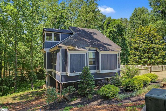 210 Fairway Forest Vw, Fountain Inn, SC 29644