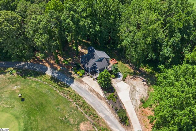 210 Fairway Forest Vw, Fountain Inn, SC 29644