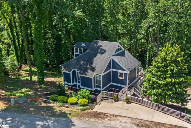210 Fairway Forest Vw, Fountain Inn, SC 29644