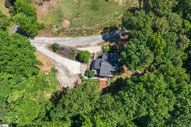 210 Fairway Forest Vw, Fountain Inn, SC 29644