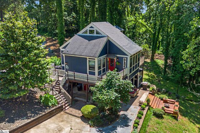 210 Fairway Forest Vw, Fountain Inn, SC 29644
