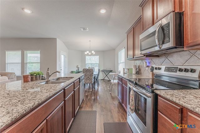 207 Christopher Drive, Killeen, TX 76542