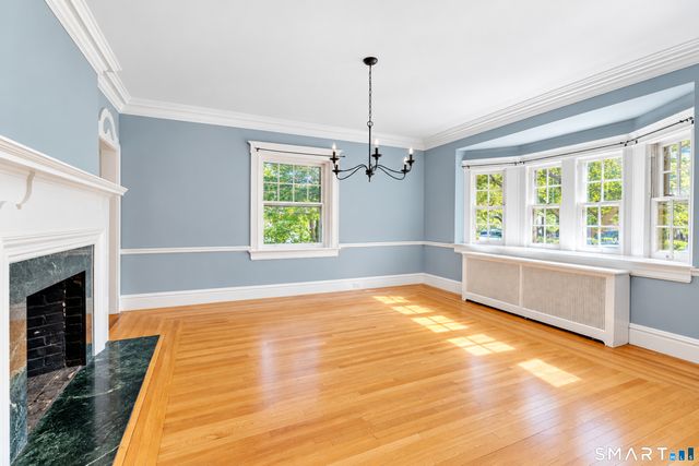 352 McKinley Avenue, New Haven, CT 06405