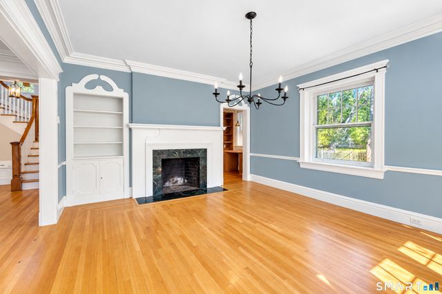 352 McKinley Avenue, New Haven, CT 06405