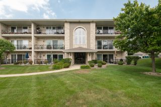 11113 Wisconsin Court 2D, Orland Park, IL 60467