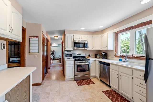 515 Prospect St., West Boylston, MA 01583