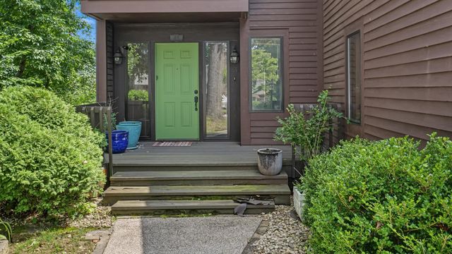 65 Mayfair Way, Huntington, WV 25705