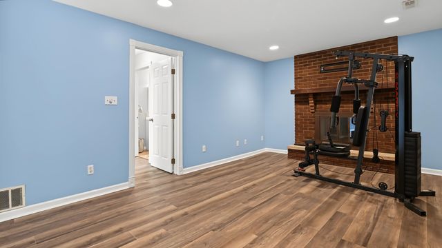 65 Mayfair Way, Huntington, WV 25705