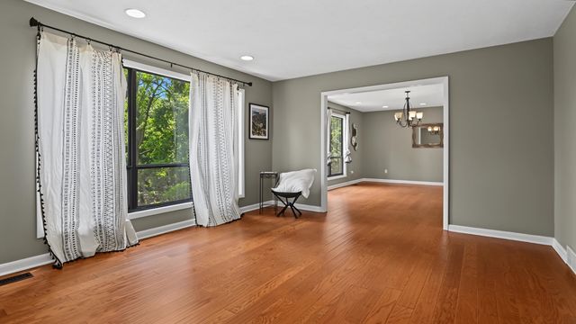 65 Mayfair Way, Huntington, WV 25705