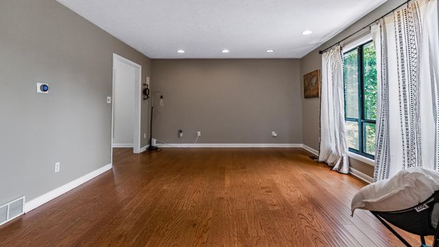 65 Mayfair Way, Huntington, WV 25705