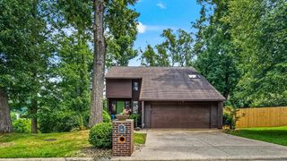 65 Mayfair Way, Huntington, WV 25705