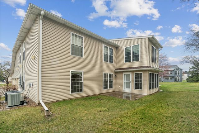 4515 Westchester Drive NE A, Cedar Rapids, IA 52402