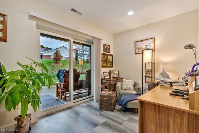 1009 Sycamore Lane, Millersburg, OH 44654