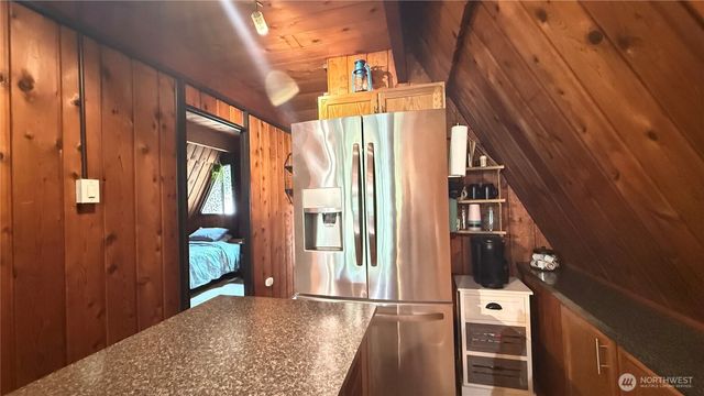 148 Seagate Street SW, Ocean Shores, WA 98569