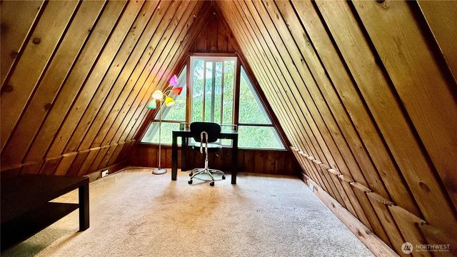 148 Seagate Street SW, Ocean Shores, WA 98569