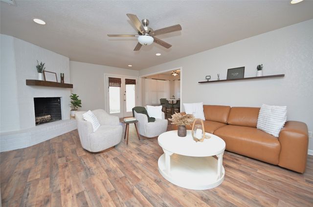 3701 Nocona Drive, De Cordova, TX 76049