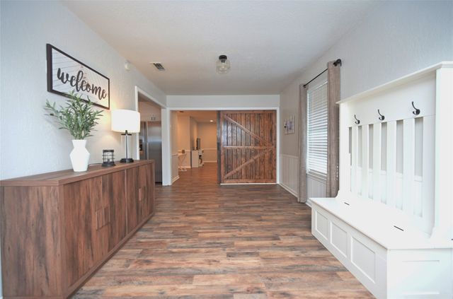 3701 Nocona Drive, De Cordova, TX 76049