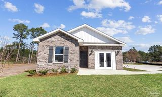 9835 Starling Dr, Pensacola, FL 32506