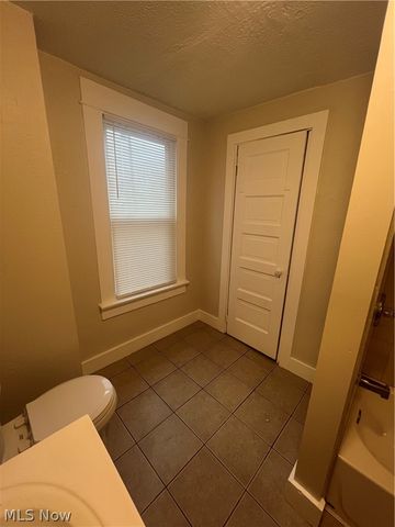 716 Grace Avenue, Akron, OH 44320