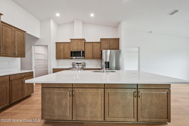 3120 Lakeland Avenue, Palm Bay, FL 32908