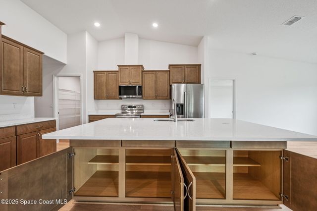 3120 Lakeland Avenue, Palm Bay, FL 32908