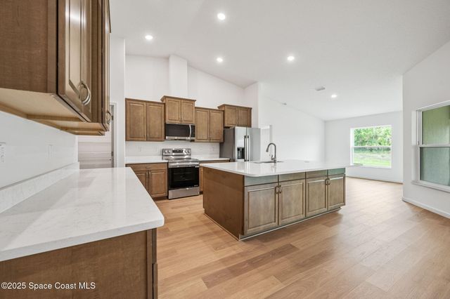 3120 Lakeland Avenue, Palm Bay, FL 32908