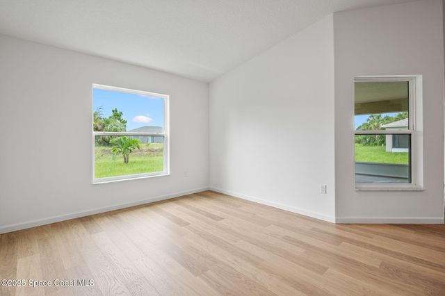 3120 Lakeland Avenue, Palm Bay, FL 32908