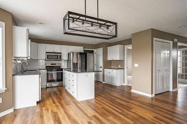 7903 Golf Meadows Drive, Caledonia, MI 49316