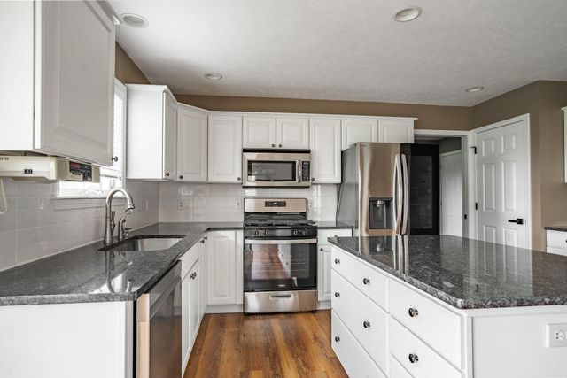 7903 Golf Meadows Drive, Caledonia, MI 49316