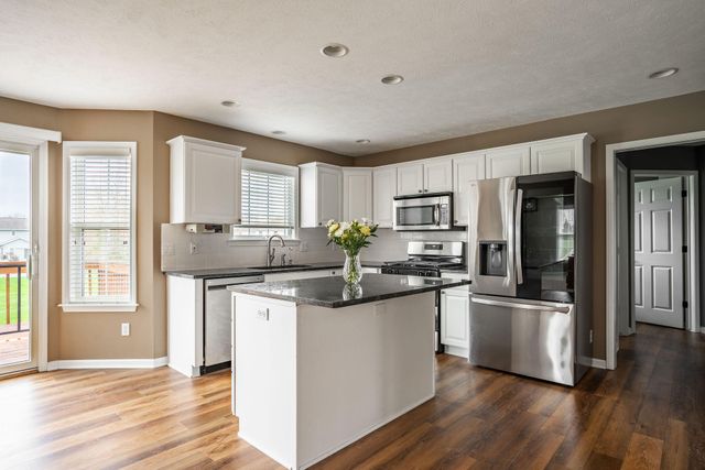 7903 Golf Meadows Drive, Caledonia, MI 49316