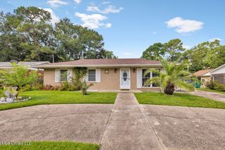 7650 Lexington Drive, Biloxi, MS 39532