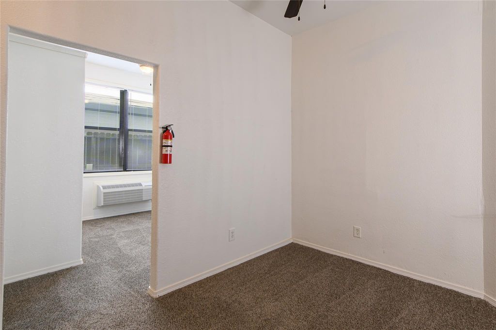 4705 Lyons Avenue 7, Houston, TX 77020