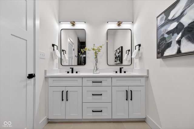 950 W 28th Street, Indianapolis, IN 46208