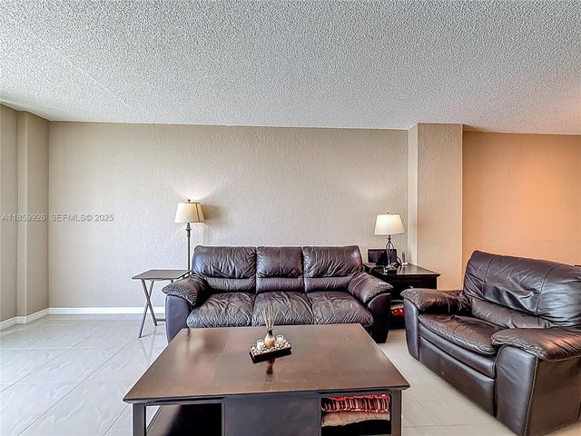 19380 Collins Avenue 308, Sunny Isles Beach, FL 33160