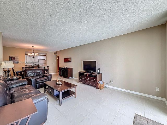 19380 Collins Avenue 308, Sunny Isles Beach, FL 33160