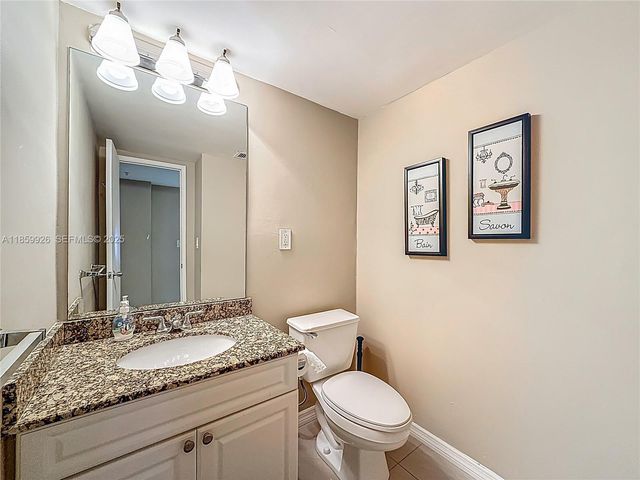 19380 Collins Avenue 308, Sunny Isles Beach, FL 33160