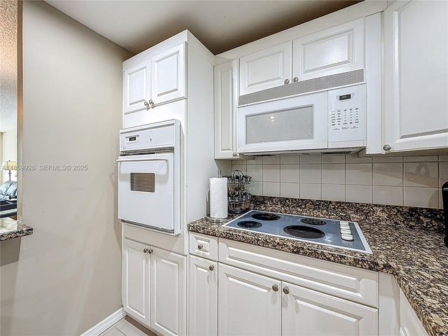 19380 Collins Avenue 308, Sunny Isles Beach, FL 33160