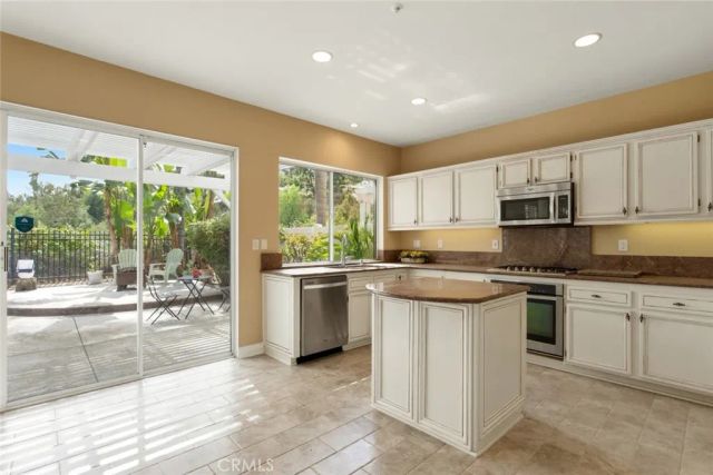 1918 Annandale Way, Fullerton, CA 92831