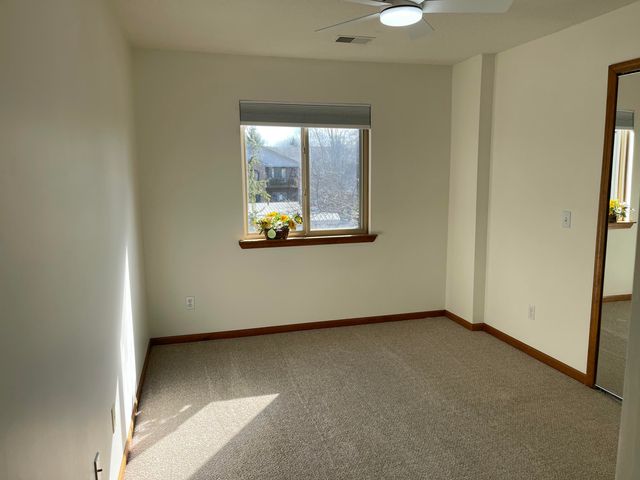 2536 Eagles Circle 8, Ypsilanti City, MI 48197