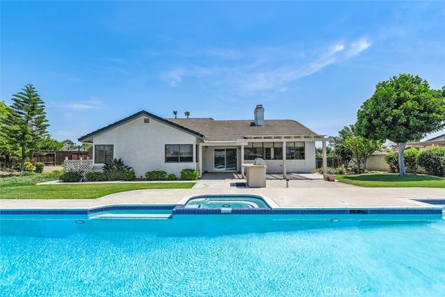 6437 Jaguar, Riverside, CA 92506