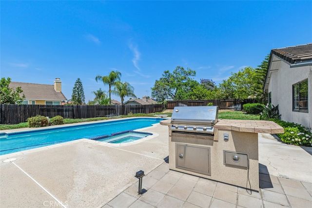 6437 Jaguar, Riverside, CA 92506